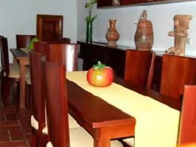 فندق Casa Cabal Cartagena